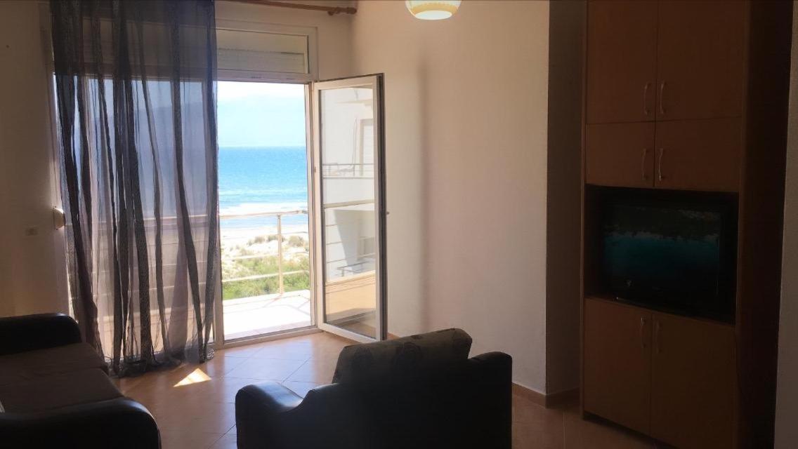 Relax Rental Вльора Екстер'єр фото