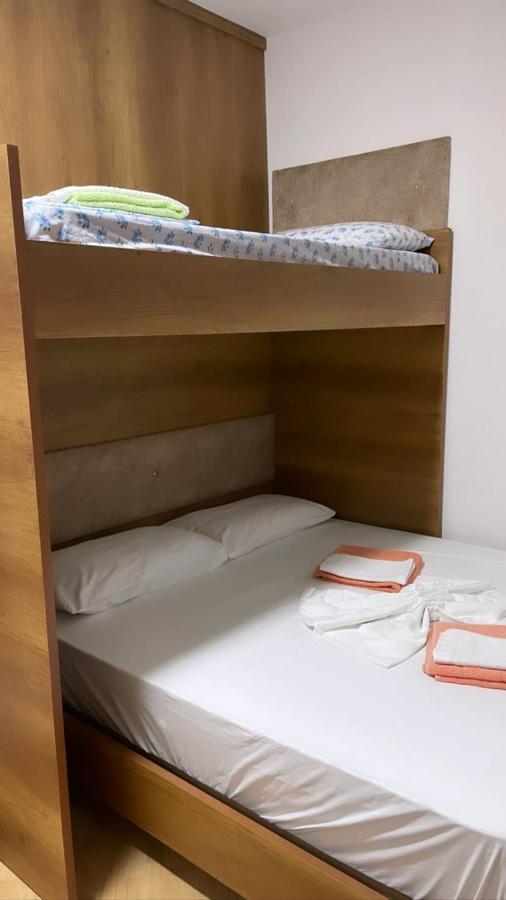 Relax Rental Вльора Екстер'єр фото