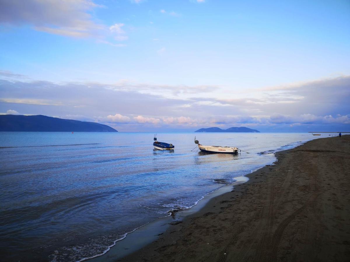 Relax Rental Вльора Екстер'єр фото