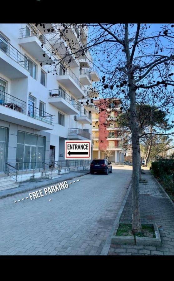 Relax Rental Вльора Екстер'єр фото