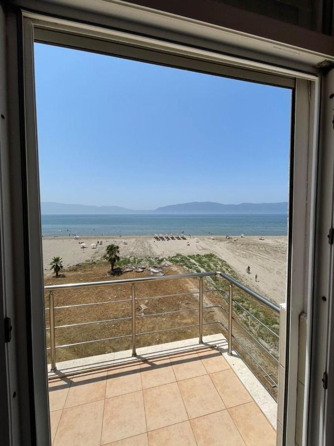 Relax Rental Вльора Екстер'єр фото