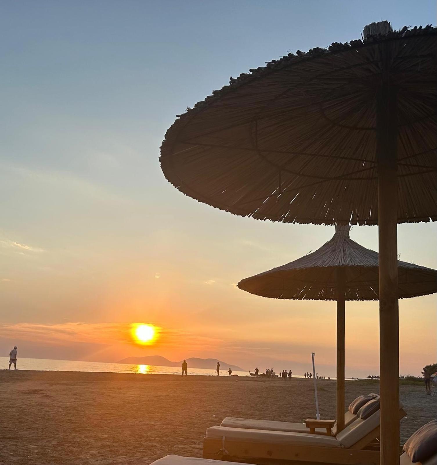 Relax Rental Вльора Екстер'єр фото